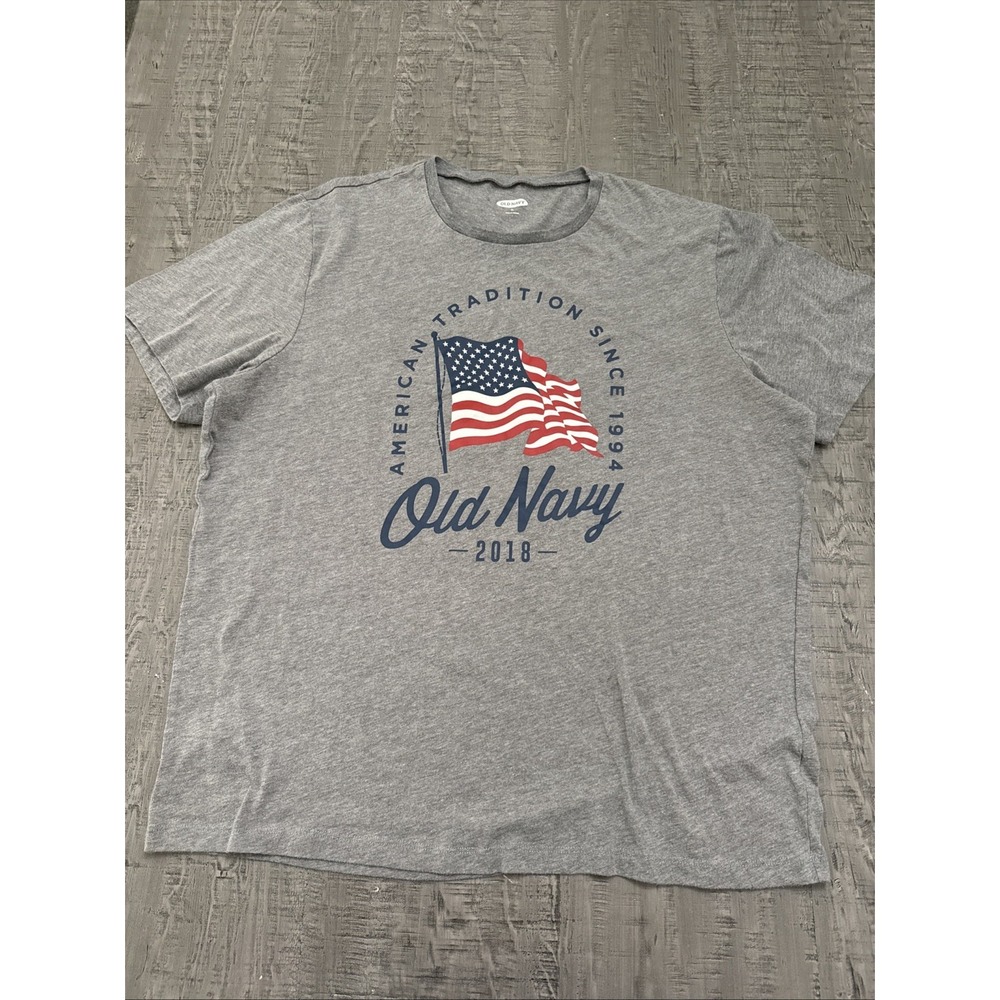 Old Navy 2018 Patriotic T-Shirt Grey Men's Size XL Cotton Blend